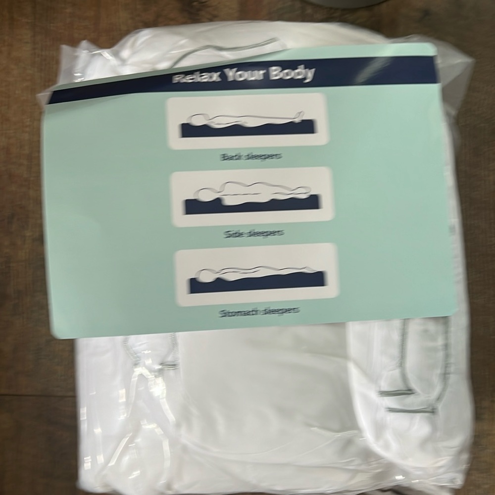 EVOLIVE Microfiber Mattress Topper Mattress Pad Pillow Cover